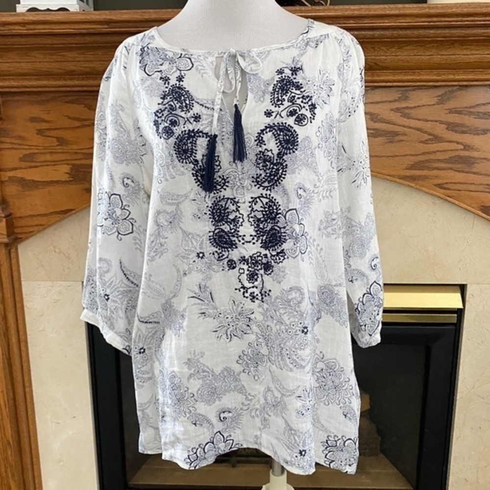 Malvin I Love Linen‎ Embroidered Top Size: M
